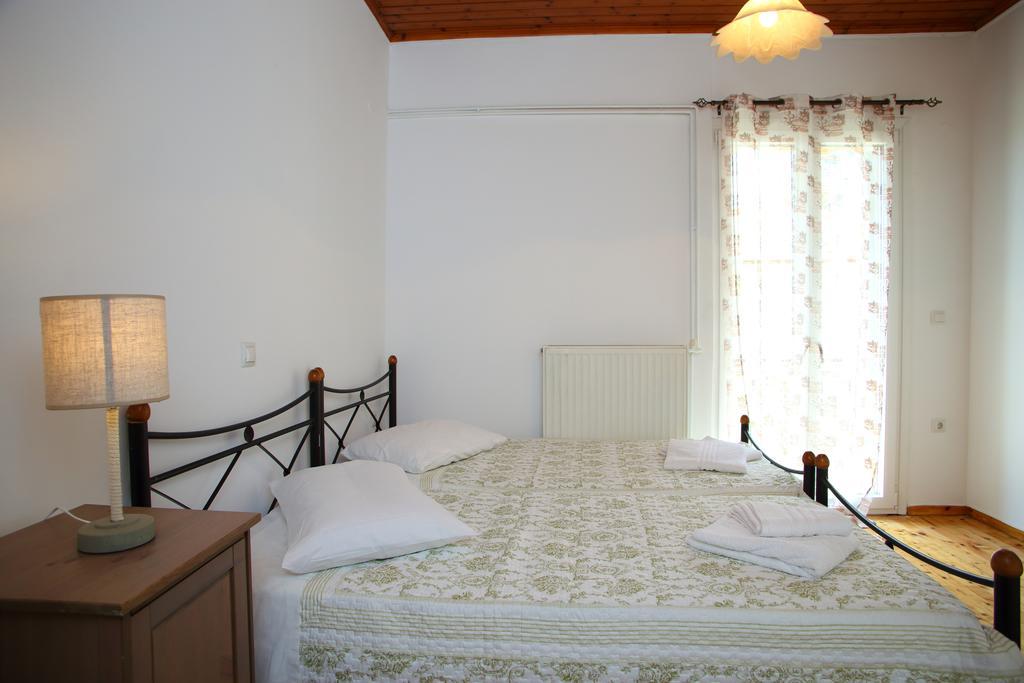 Pine House With Sea View Apartment Lefkada City Luaran gambar